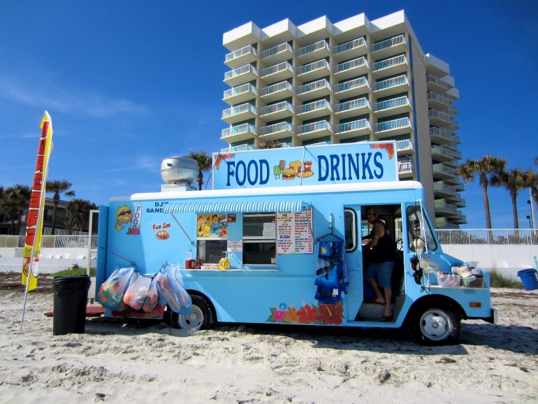 Road Trip USA: Food stand in Daytona Beach