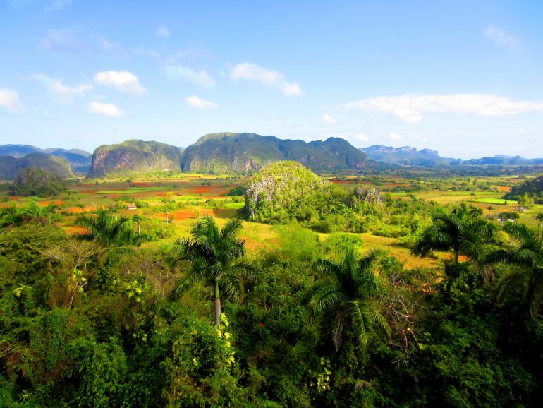 Cycling Cuba: Fields and hills in Viñales