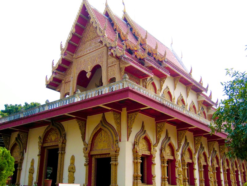 Temples in Chiangmai: Wat Panthon
