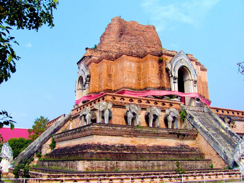 Temples in Chiangmai: Wat Chedi Luang