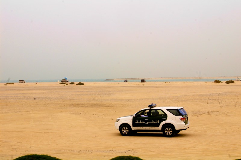Patroullien am sonst verlassenen Strand
