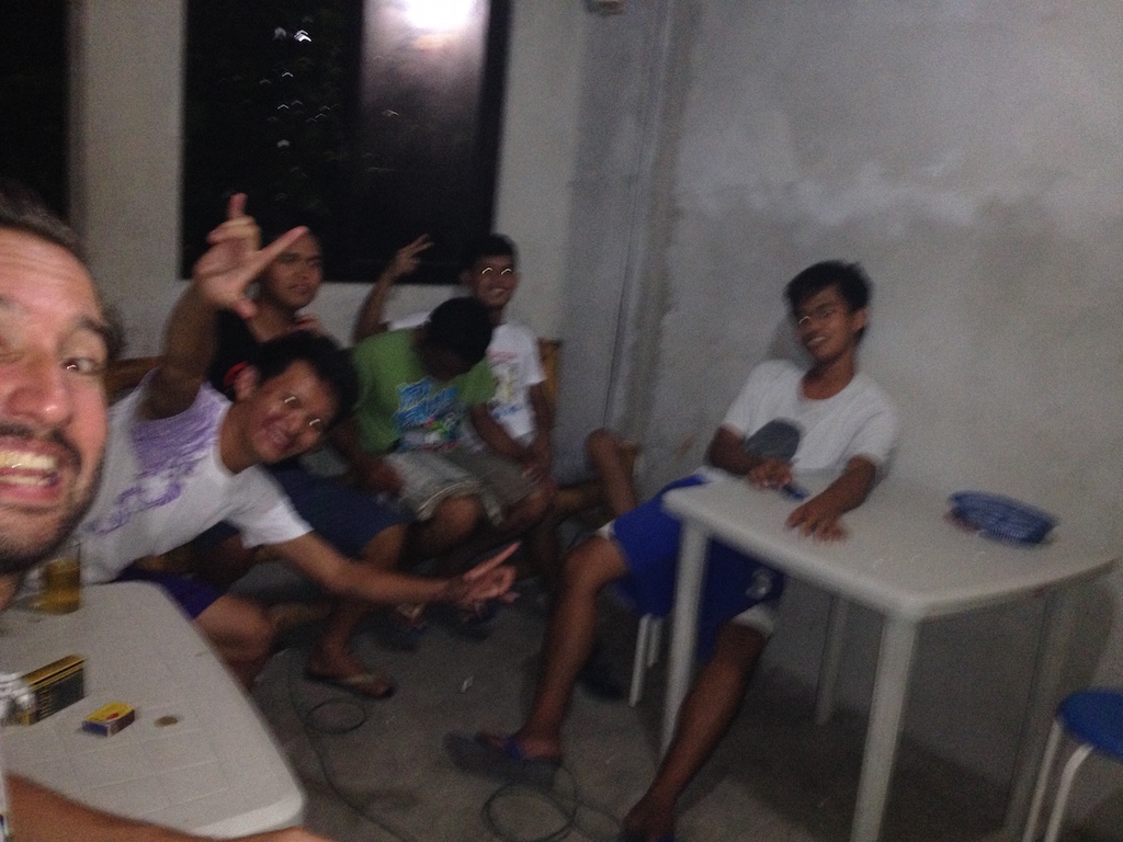 Karaoke Ekstase in Oslob