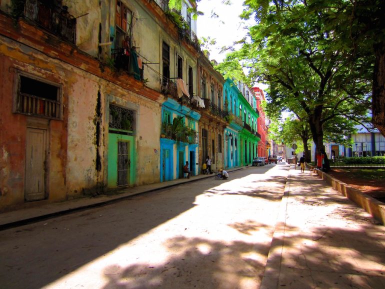 Bunte Häuser in Havanna