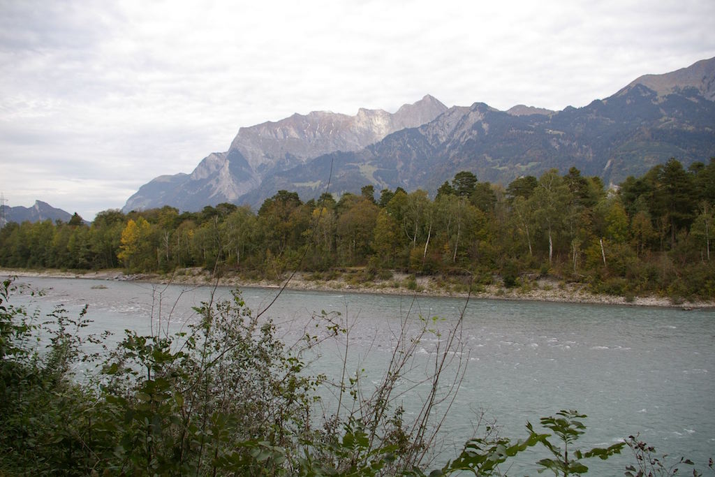 Neuer Rhein zwischen Bad Ragaz and Chur