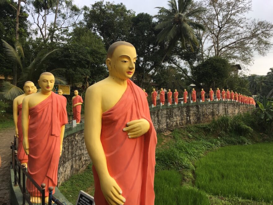 Tempel beim Sri Lanka Tuk Tuk Tournament