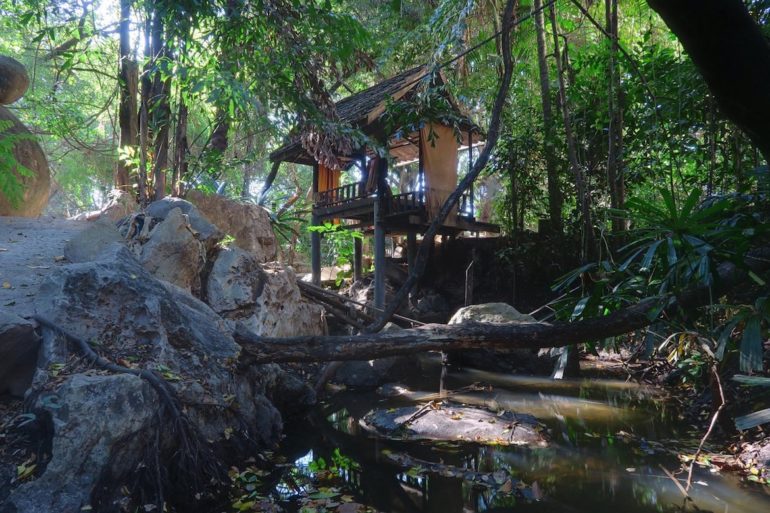 Unbekannte Reiseziele: Stelzenhaus im Dschungel von Krungthep